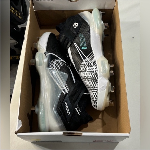 Nike Baseball Cleat Mike Trout Black White
Men Force Zoom 7 Pro size 9.5 - Picture 10 of 11
